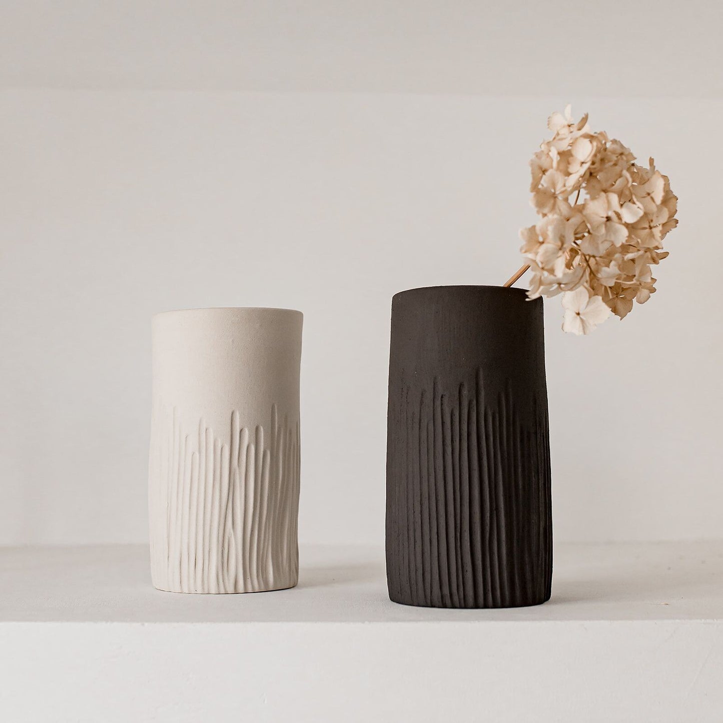 Vase en céramique Stripe crème