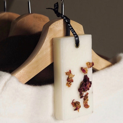 "Palet de Cire Parfumée – Géranium Rose et Vétiver"