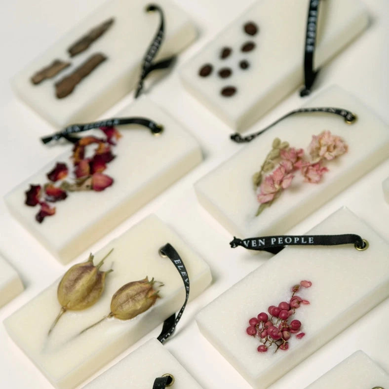 Coffret de palets de cire parfumée – Poire, pivoine et patchouli
